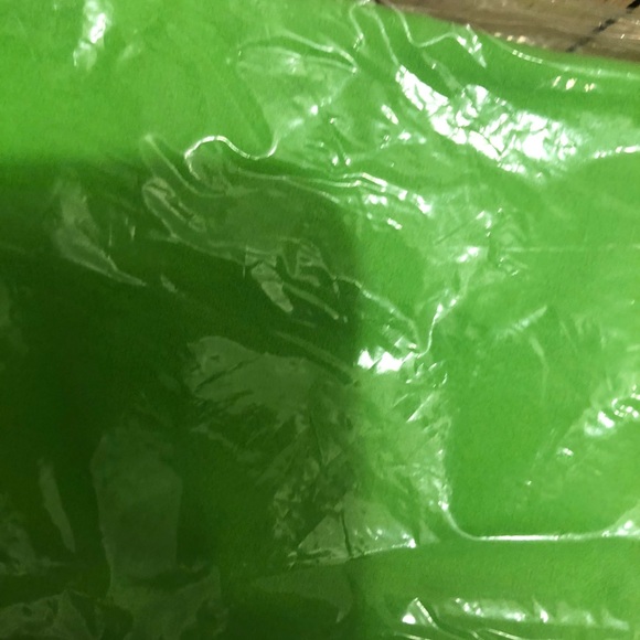 6 pair of Neon Capri Leggings - Picture 5 of 10